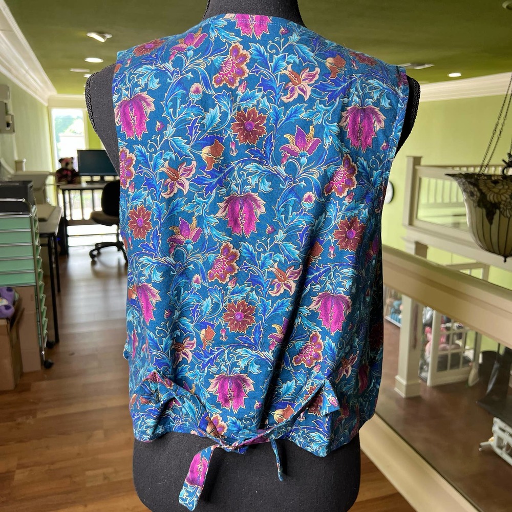 Handmade Vest - Picture 3 of 3
